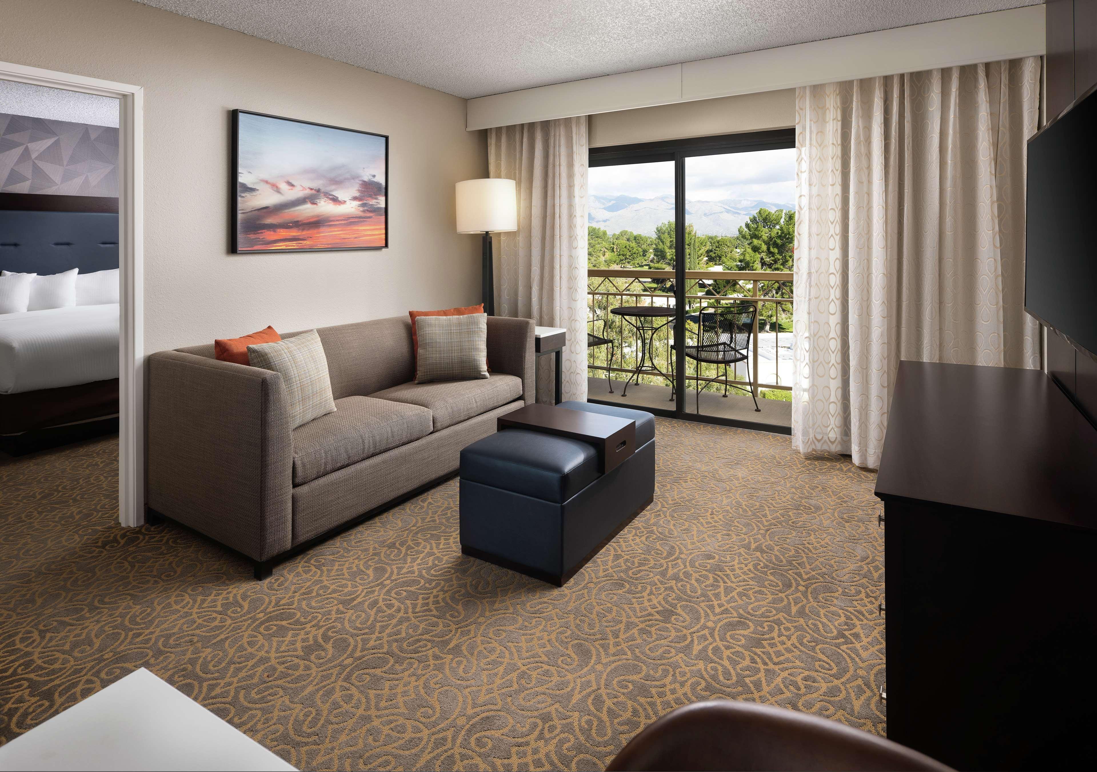 Embassy Suites By Hilton Tucson East Bagian luar foto