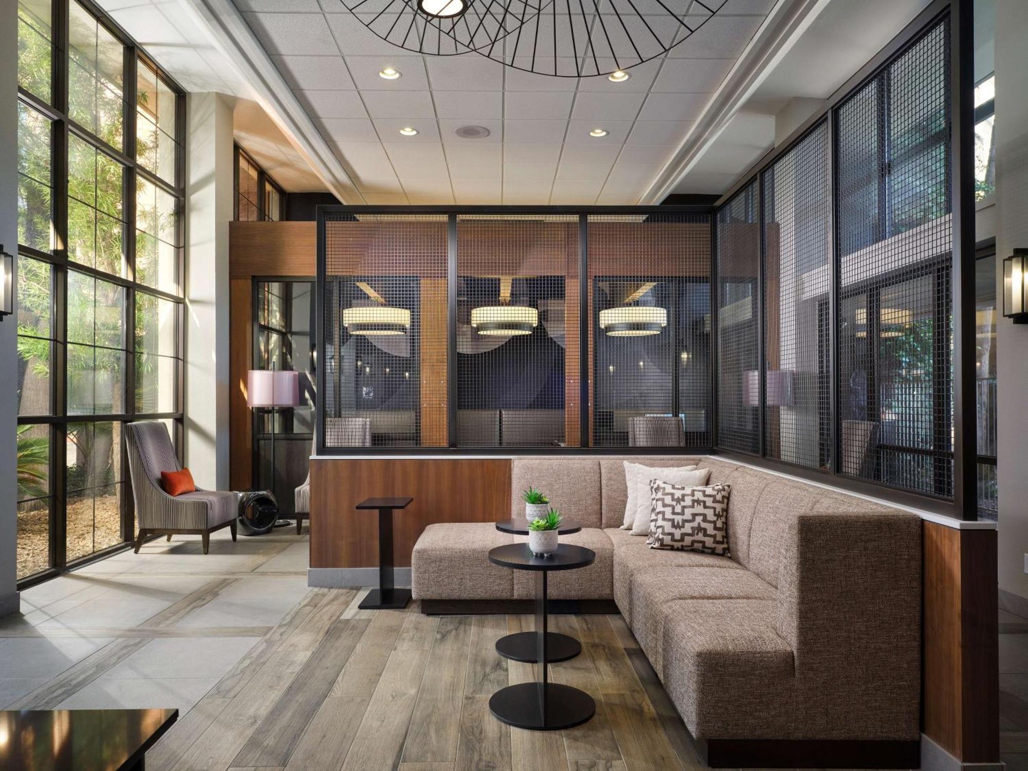 Embassy Suites By Hilton Tucson East Bagian luar foto